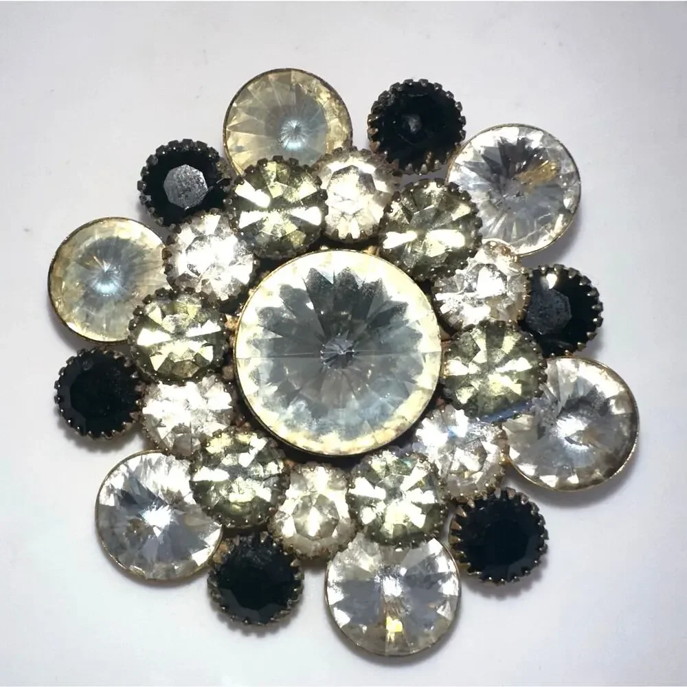 Vintage gold tone large clear rivolis smoky gray black rhinestones brooch